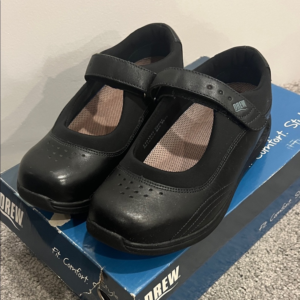 DREW Black Mary Jane- Rose shoes size 5